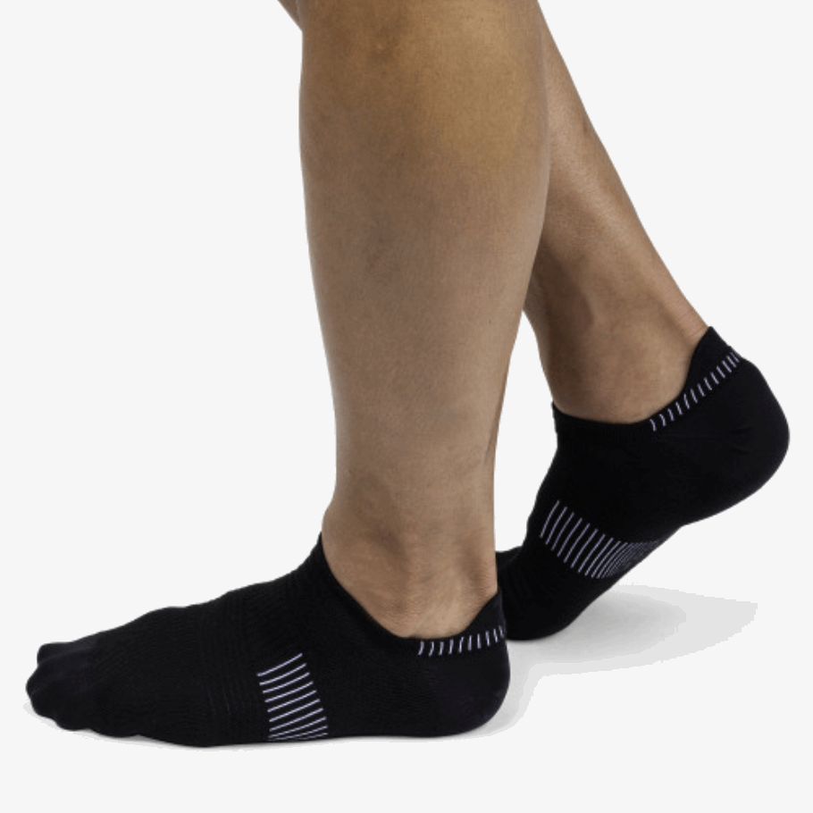 Black-White Ultralight Low Sock On Running