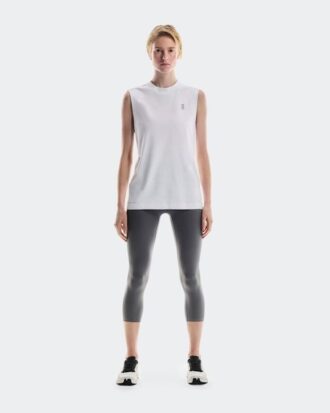 Women Train Tank