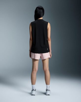 Women Train Tank